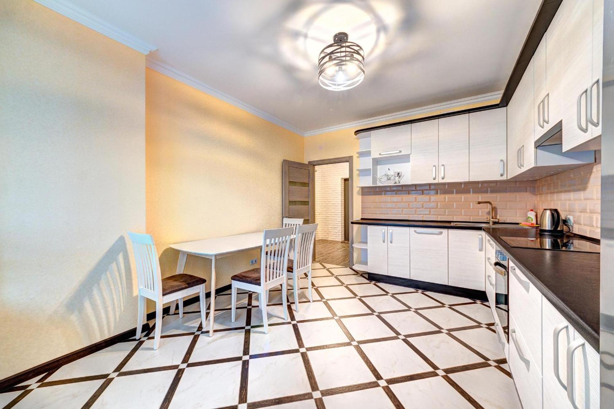 Apartment Voskresenska 18 , Парковые Озера Київ Номер фото