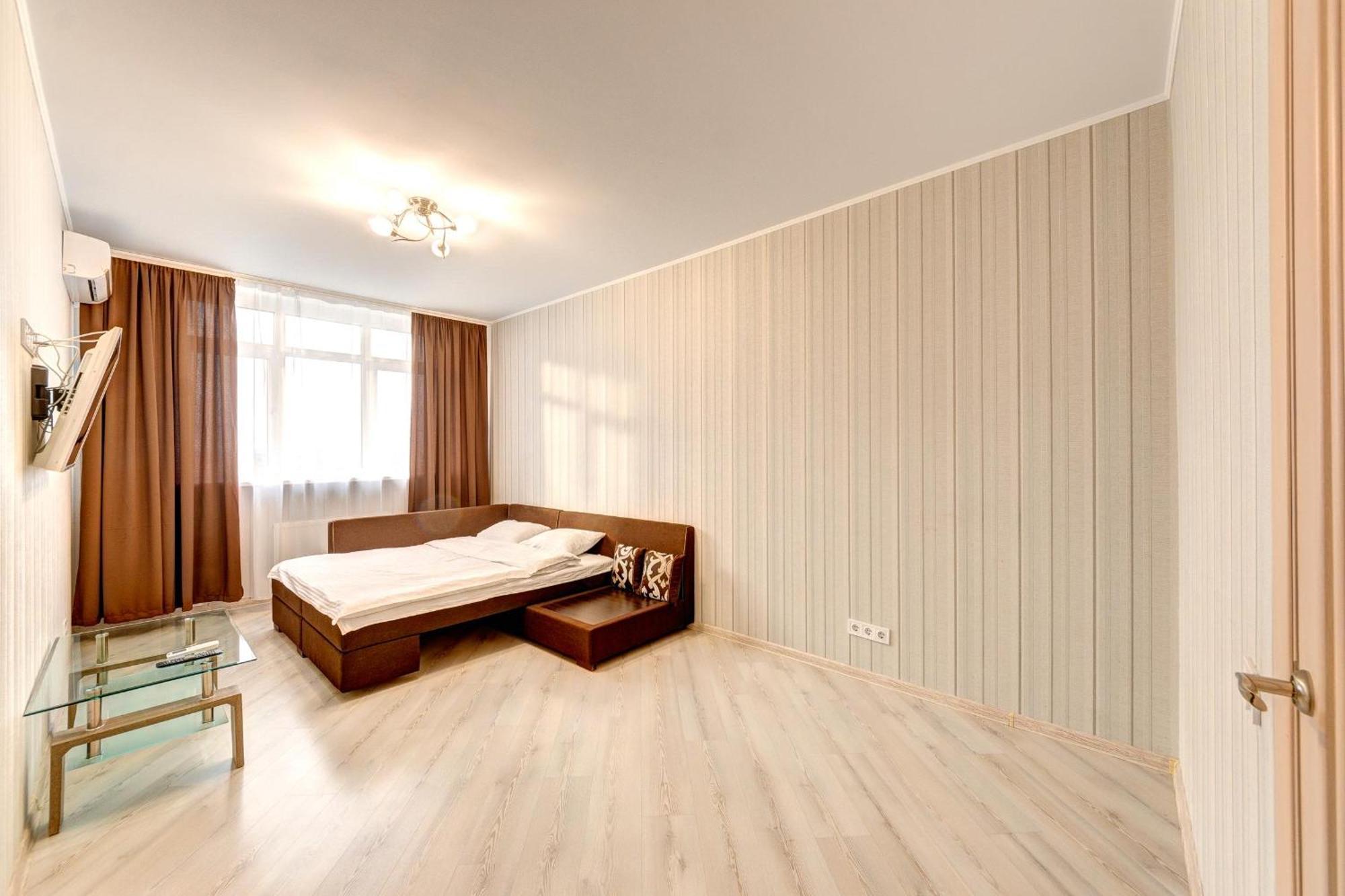 Apartment Voskresenska 18 , Парковые Озера Київ Номер фото