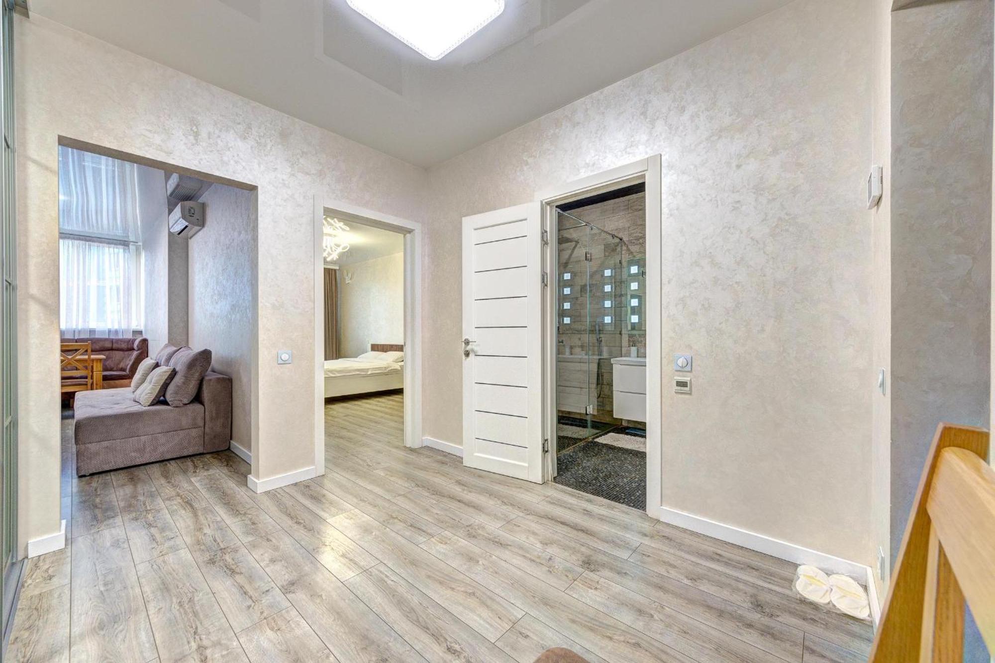 Apartment Voskresenska 18 , Парковые Озера Київ Номер фото