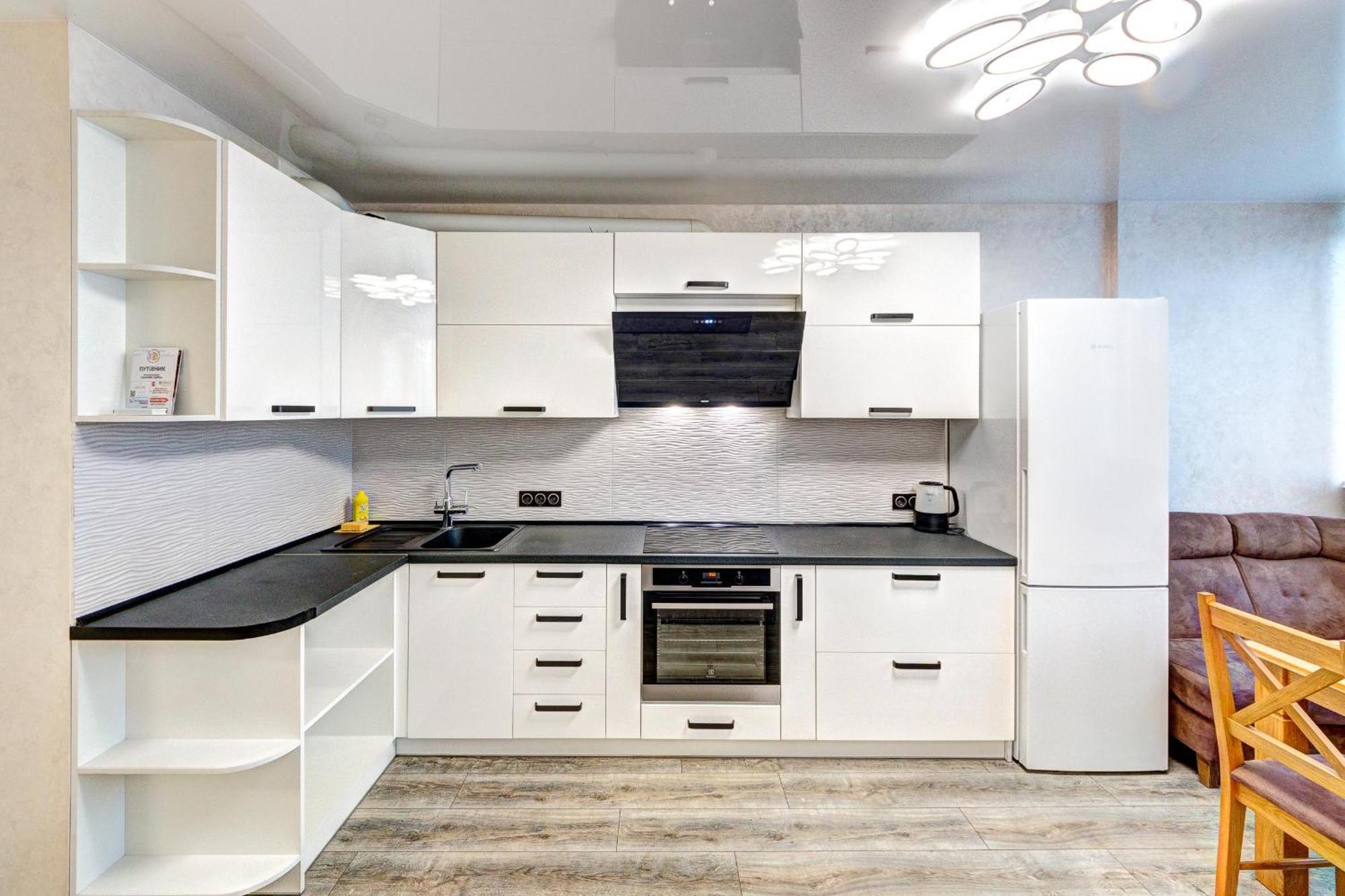 Apartment Voskresenska 18 , Парковые Озера Київ Номер фото