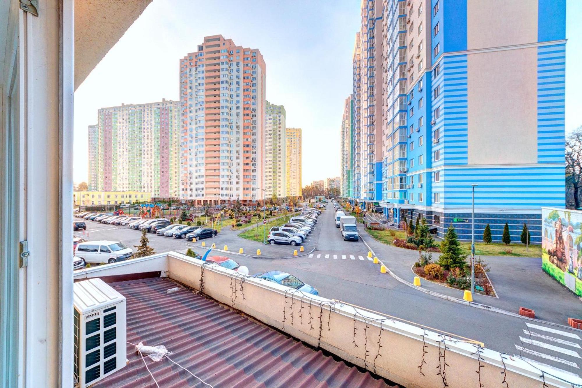 Apartment Voskresenska 18 , Парковые Озера Київ Номер фото