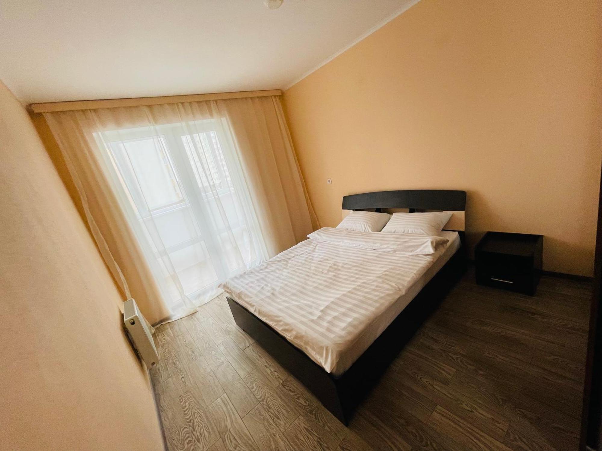 Apartment Voskresenska 18 , Парковые Озера Київ Номер фото